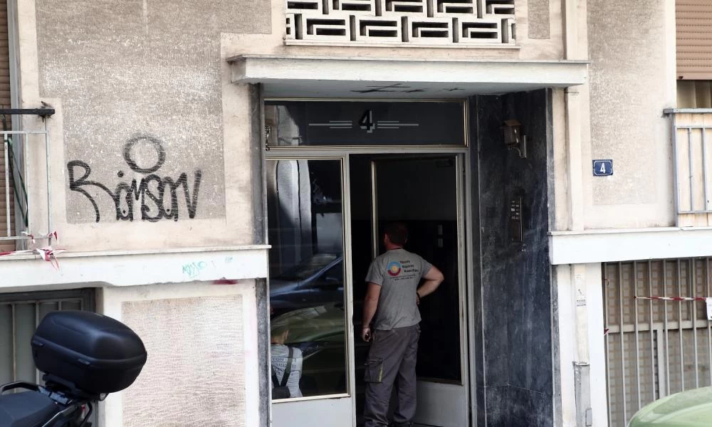 Ατύχημα στο Παγκράτι: "Άκουγα τον βρόγχο του 30χρονου μέσα από το ασανσέρ"